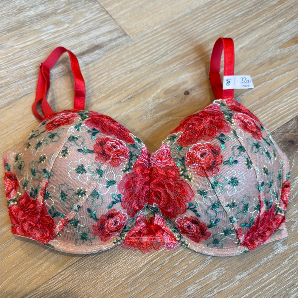 Victoria's Secret Dream Angels Push up Red and Cream Lace Bra
